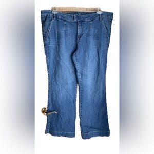 Old Navy mid-rise denim “The Flirt”, size 18 jeans
